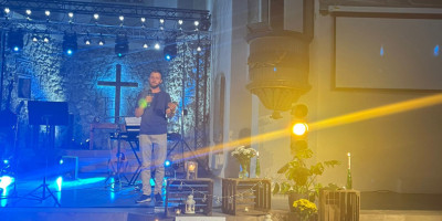 IMMERSE "GOD OF WONDERS"